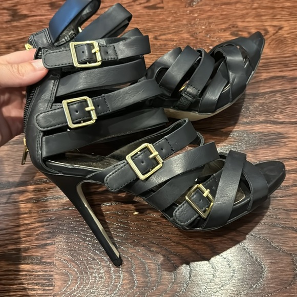 Kendall & Kylie Madden Girl Strappy Sandal - Picture 4 of 6